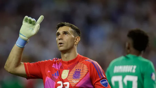 Jadi Kunci Sukses Argentina di Copa America 2024, Emiliano Martinez Buka-bukaan - GenPI.co